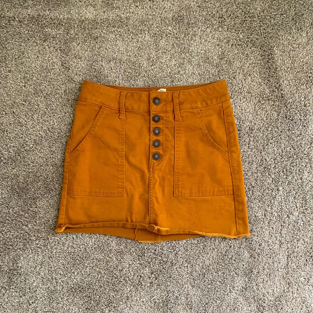 High waisted skirt